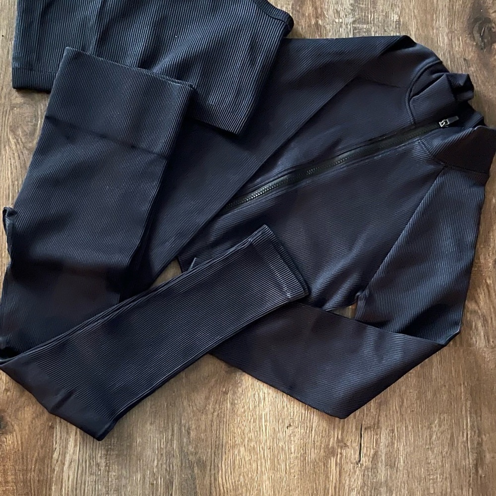 MONO B Ribbed 3 Piece Set